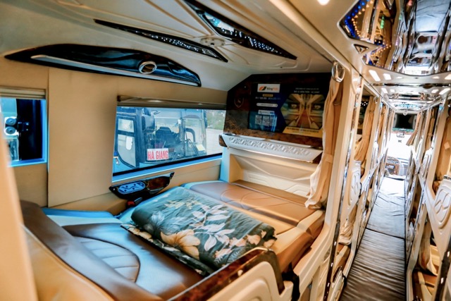 VIP Cabin Bus photo 1